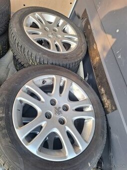 205/55R15 PEUGEOT 4x 108