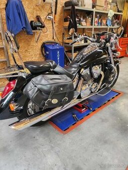 Predám Honda VTX 1300