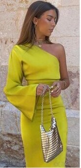 Zara spolocenske saty