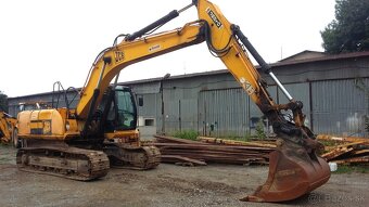 pásové rýpadlo JCB JS210LC - 1