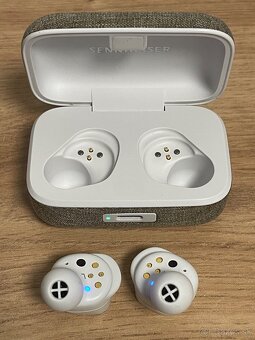 Slúchadlá Sennheiser Momentum True Wireless 3 biele
