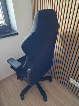 Predam hernu stolicku DXRacer OH/IS132/N látková