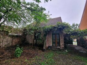 Rodinný dom v centre mesta Sereď na 438m2 pozemku na predaj