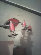 Stropní světlo a lampa