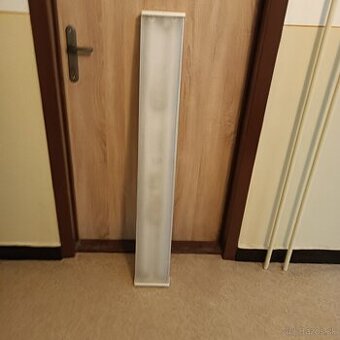 Predám retro stropný neon