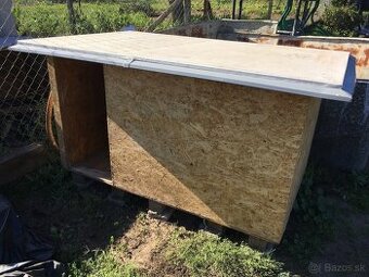 Zateplená psia búda