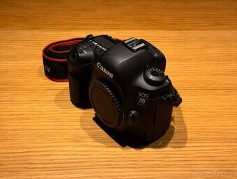 Predám Canon EOS 5D Mark IV – telo