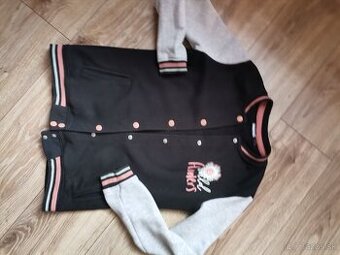 Mikina veľ. 158 zn. Pepperts