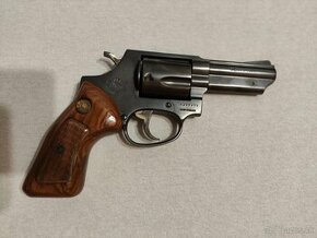 Revolver Taurus 38SP 3" - 1