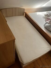 Detská posteľ + matrac (osobný odber)