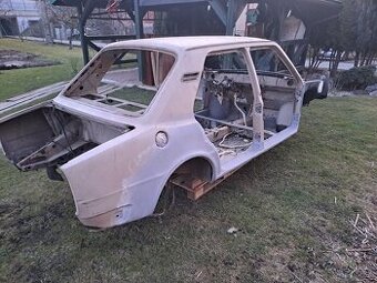 Predám karoseriu skoda 105 L