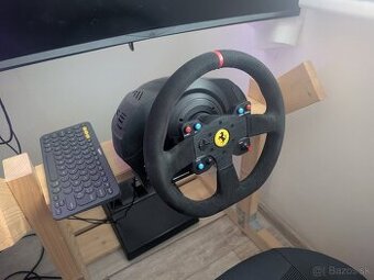 Thrustmaster T300 Ferrari Integral Alcantara Edition