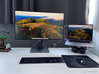 27" Dell UltraSharp U2720Q, 4K, PD 90W