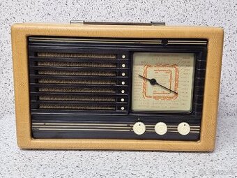 ☆ starožitné elektronkove radio Tesla 3101B / TOP STAV