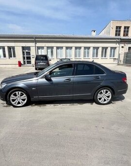 Mercedes benz C trieda Sedan 220 CDI Avantgarde
