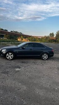 Mercedes benz C trieda Sedan 220 CDI Avantgarde