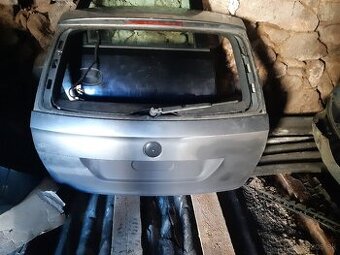 Skoda superb 2 kombi kufor kufrove dvere