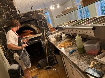 Príjmeme PIZZÉRa 120€/deň v čistom TPP