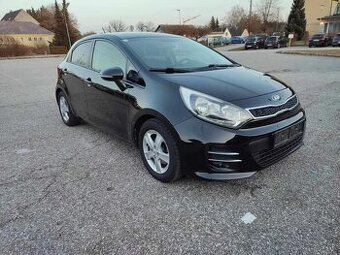 KIA Rio 1.2 D-CVVT UEFA EURO 2016TM Edition