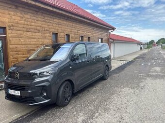 Ponúkam prepravu osôb– 9-miestne vozidlo letiskovy transfer