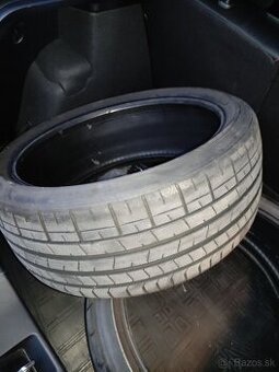 Pirelli P-Zero 235/35 R19 PZ4