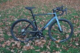 Carbonový Cestný Bicykel UCI - shimano 105 di2
