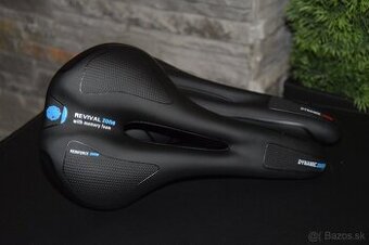 Ergonomicky tvarované sedlo na bicykel