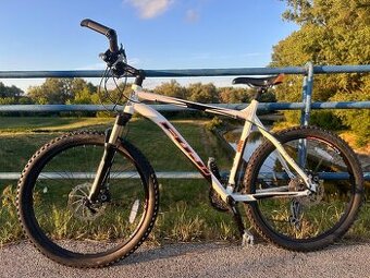 Horsky bicykel Fuji Tahoe - 1