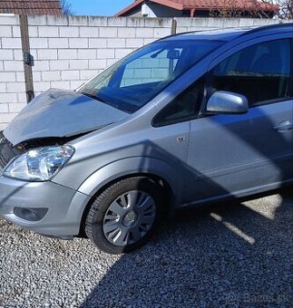Opel Zafira B Lift model od roku 2005-2012