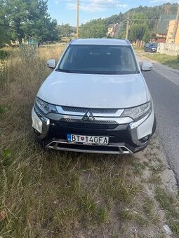 Mitsubishi Outlander 2.0 MIVEC Intense CVT