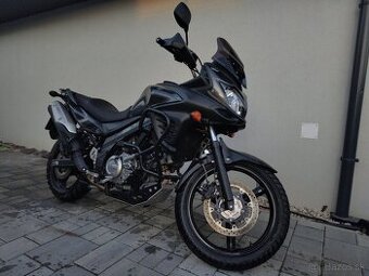 Suzuki DL650A V-Strom