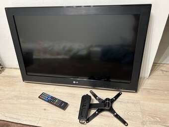 LG32CS460