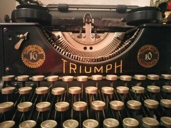 Písací stroj TRIUMPH