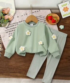 Krasne detske nove kompletiky