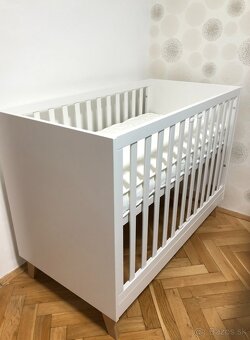 Detská postielka KLUPS Postieľka detská so zábranou Noah bie - 1