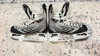 ✅ PROFI BRUSLE - CCM VECTOR 8.0 - velikost 7,5 - 26,5 CM  ✅