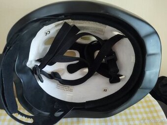 [24]  Detská cyklistická prilba