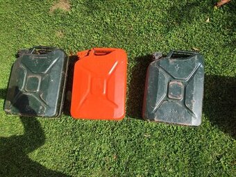 Predám bandasky - kanistre na palivo