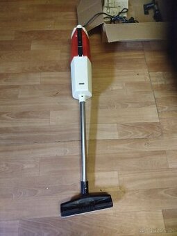 Darujem soc.vysávač