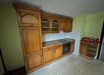 Rustikální kuchyňská linka dub masiv se spotřebiči,5585