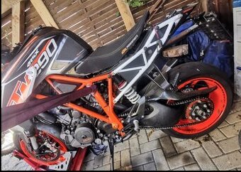 ktm superduke 1290R 2018 havarovaný rozpredám diely