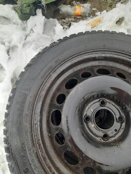 Predam celoročne  pneumatiky 4ks 195/55r16