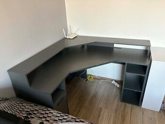 Predám rohový pracovný kancelársky stôl