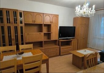 Na prenájom pekný 3-izbový byt o výmere 64 m² - Karlova Ves
