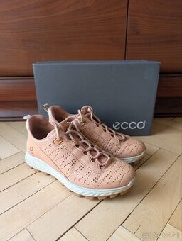 ECCO Exostrike L