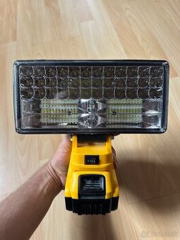 ✅Aku LED pracovné svetlo 20cm na batériu DeWalt 18V / 20V |