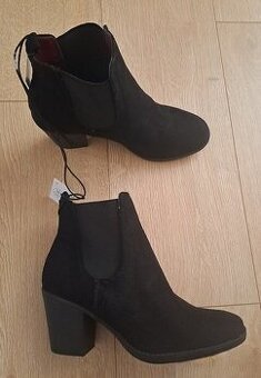 Pohodlne kotnicky Esmara