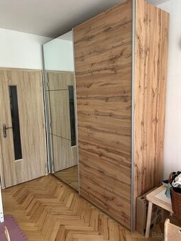 Skriňa Rodos 200 dub wotan/zrkadlo