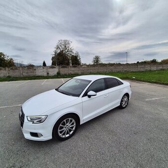Audi A3 2.0 Tdi 110 kw Dsg Limousine/Sedan 8V_FL