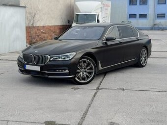 BMW Rad 7 750Li xDrive A/T
